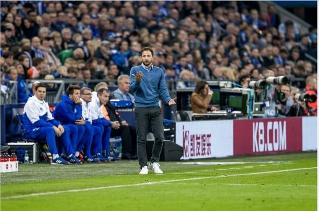  科隆主场遭遇连败，降级危机愈发严峻  